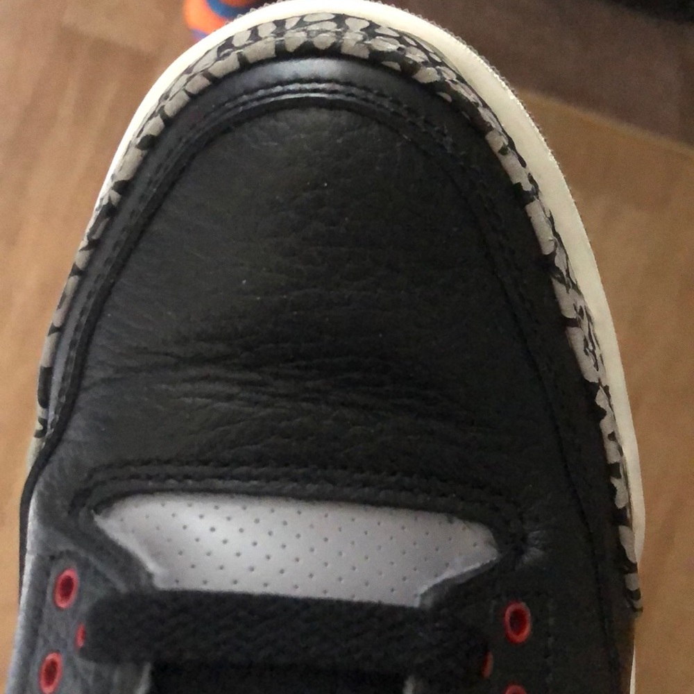 Air Jordan 3 sz 10 black / elephant - Picture 2 of 6